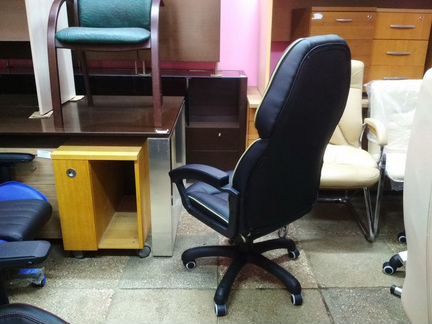 Кресло руководителя Адмирал Новое