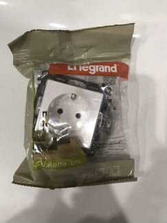 Розетка Legrand Valena Life