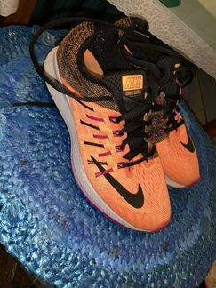 Беговые кроссовки Nike