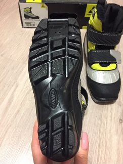 Лыжные ботинки Fischer 32