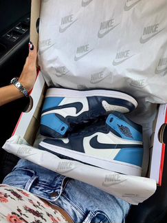 Кроссовки Nike Air Jordan 1 Retro