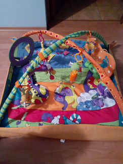 Развивающий коврик Tiny Lowe