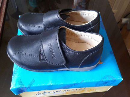 Ботинки для мальчика р.23