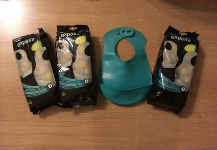 Нагрудники (слюнявчики) Tommee Tippee