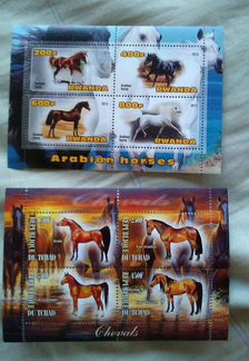 Блоки из 4 марок. лошади кони