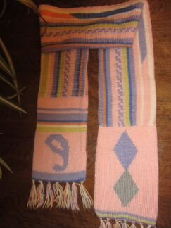 Шарф женский с орнаментом,ручной вязки