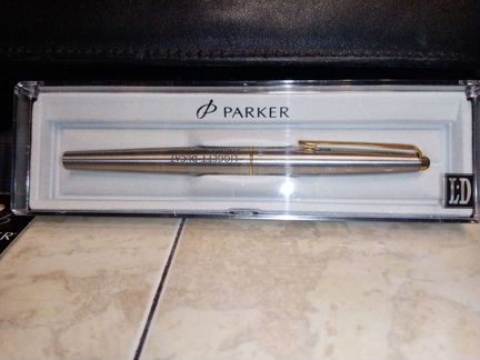 Авторучка parker