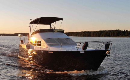 Моторная экспедиционная яхта Euro1200