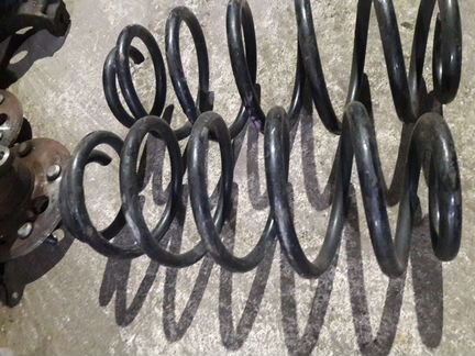 Задняя пружина тойота BB