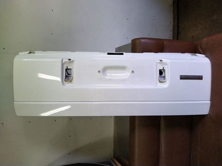 Задний борт Range Rover Vogue 3