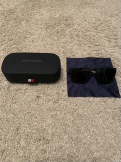 Очки tommy hilfiger