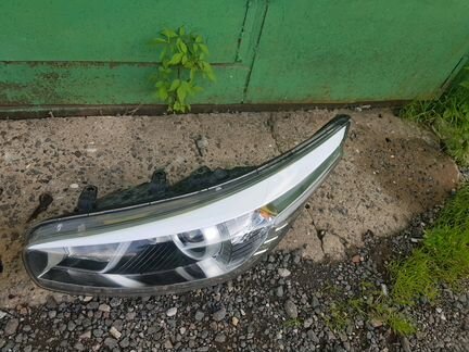 Фара Kia Pro Ceed Кия Сид купе с 12г- н.в
