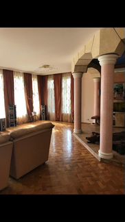 Коттедж 500 м² на участке 15 сот.