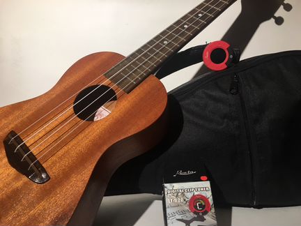 Гавайская гитара, Укулеле Koa Pili Koko Concert