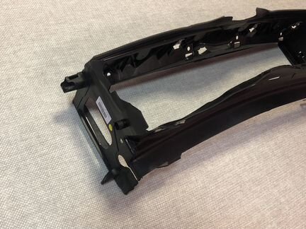 Воздухозаборник радиатора бмв Ф30 BMW F30