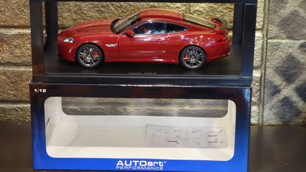 Jaguar xkr-s