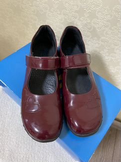 Продаю туфли для девочки Richter р.34