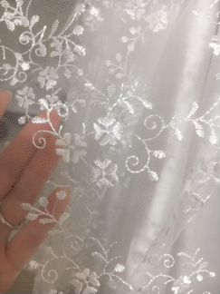 Белоснежное платье для девочки