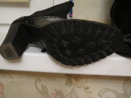 Полусапожки демисезонные 37 размер Pertini