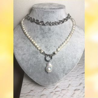 Колье с барочным жемчугом